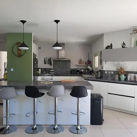 Villa De Dans Le Sud *